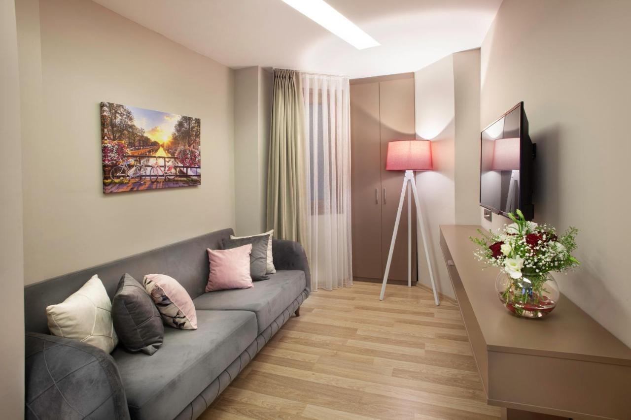 Blueway Hotel Residence Istanbul Exteriör bild